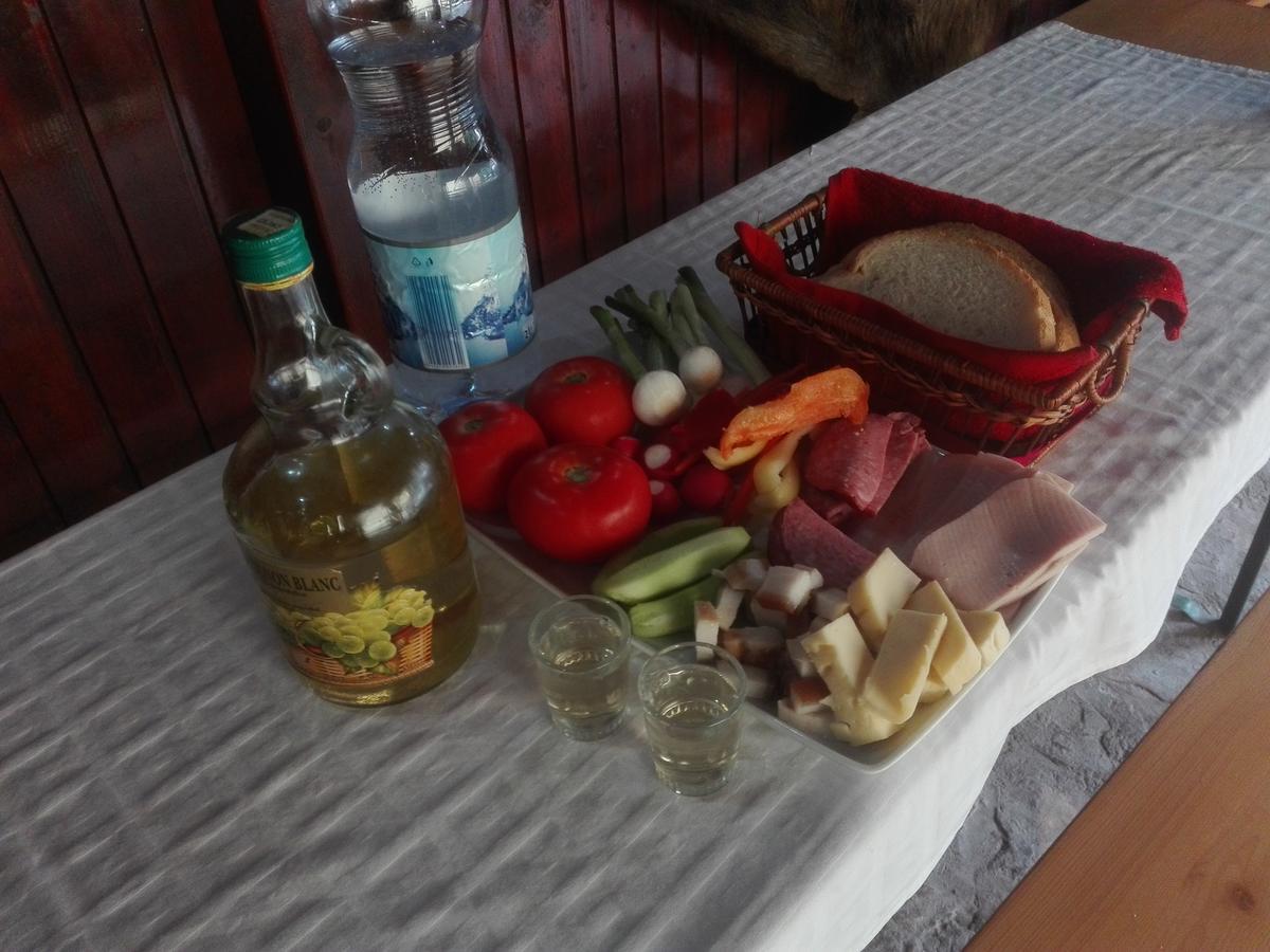 Casa De Vacanta Silvia Vărmaga Zewnętrze zdjęcie